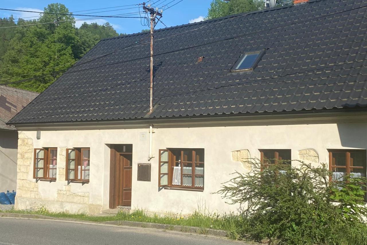 Chalupa Svojanov Svojanov  Luaran gambar